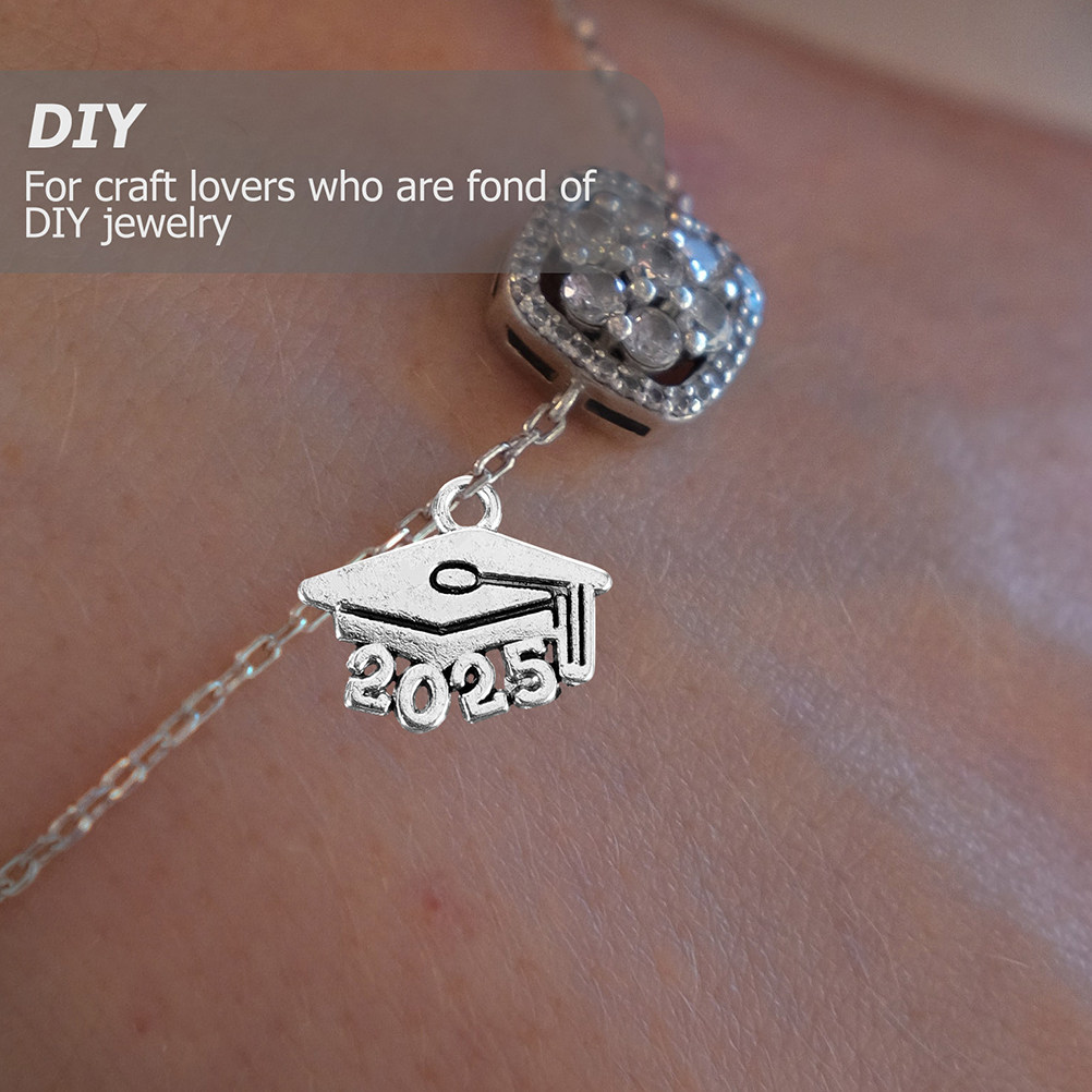 15Pcs 2025 Graduation Cap Char - Jewelry Making Diploma 评论和价格