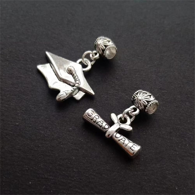 Graduation Hat Charms, Diploma - Jewelry Making Diploma 评论和价格